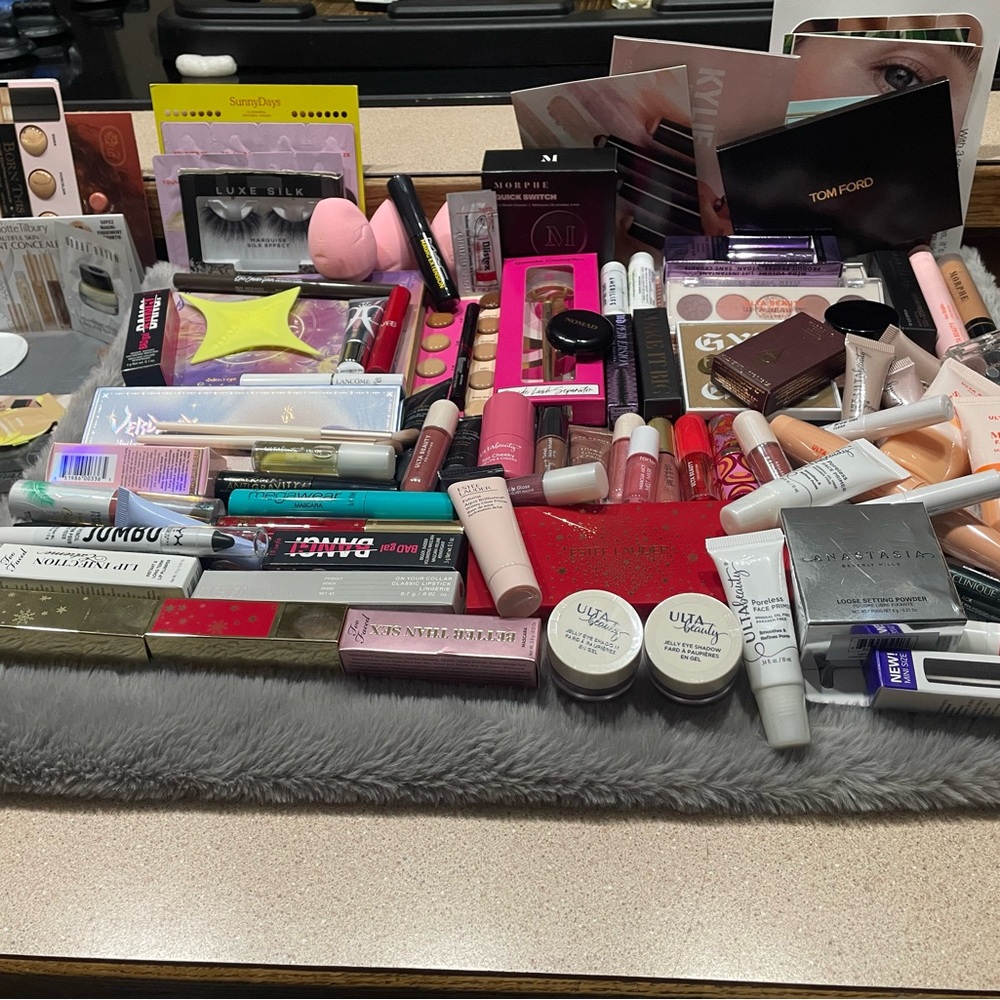 Assorted Makeup Bundle